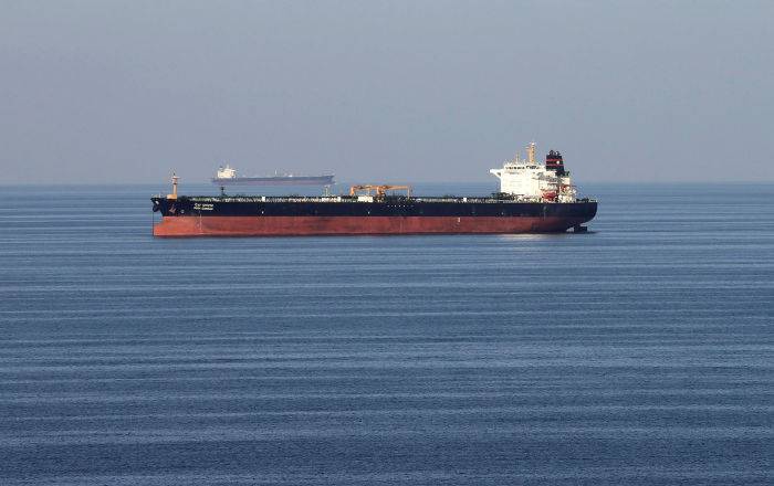 Лондон заявил о попытке иранских ВМС задержать британский танкер, Тегеран отрицает