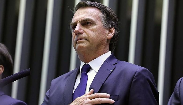 Президент Бразилии хочет назначить своего сына послом в США