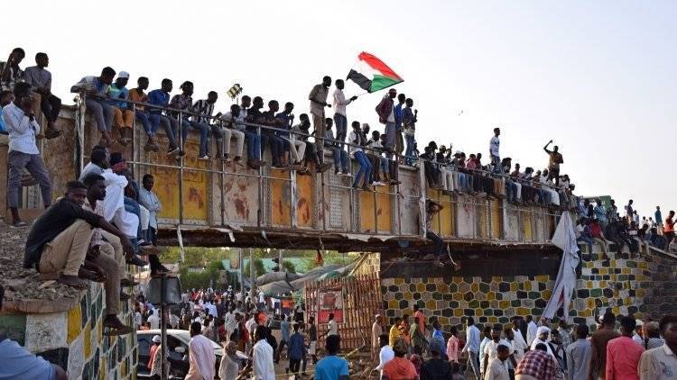 После сообщений  о попытке переворота в Судане чувствуется напряженность, сообщают СМИ
