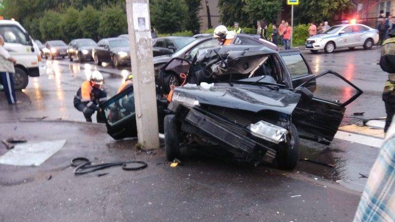 Девушка пострадала в жестком ДТП в Серпухове | РИА «7 новостей»