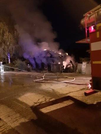 В Башкирии сгорел дом, рассматривается версия поджога (ВИДЕО)