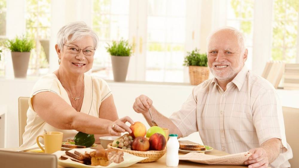 Диетолог назвала 5 продуктов, которые вредны для пожилых людей | РИА «7 новостей»
