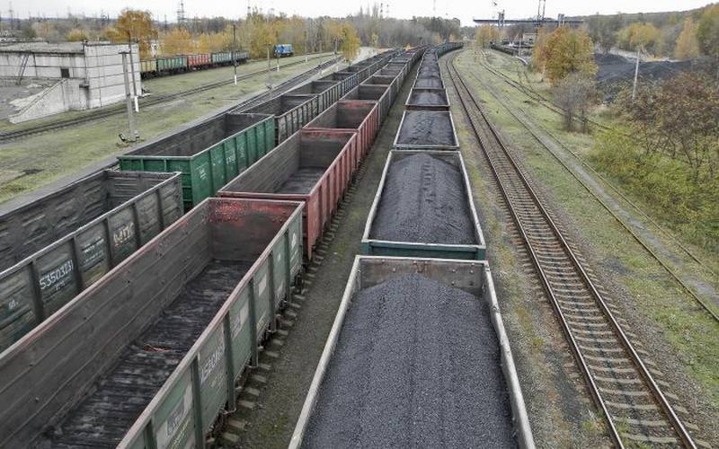Киев потратил почти миллиард долларов за уголь из России