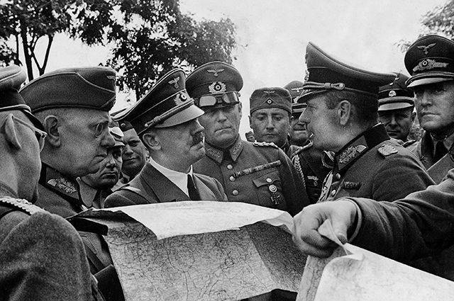 «Сровнять с землей и утопить»: какой план был у Гитлера после штурма Москвы | Русская семерка