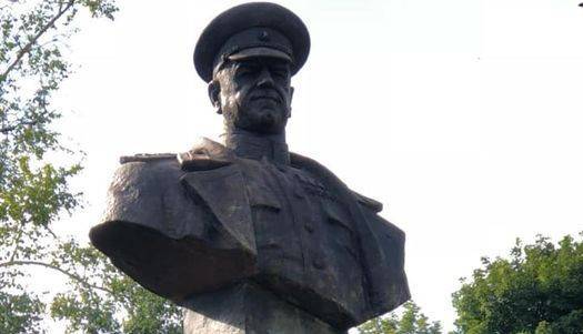 В Харькове восстановлен памятник маршалу Жукову