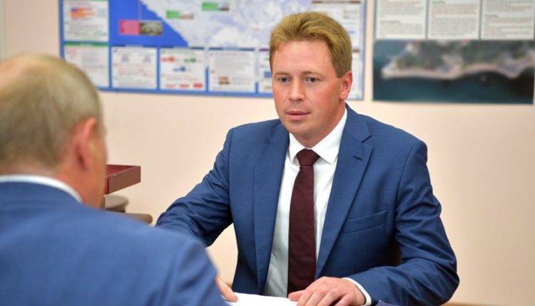 Путин принял отставку губернатора Севастополя Овсянникова, врио назначен Развозжаев