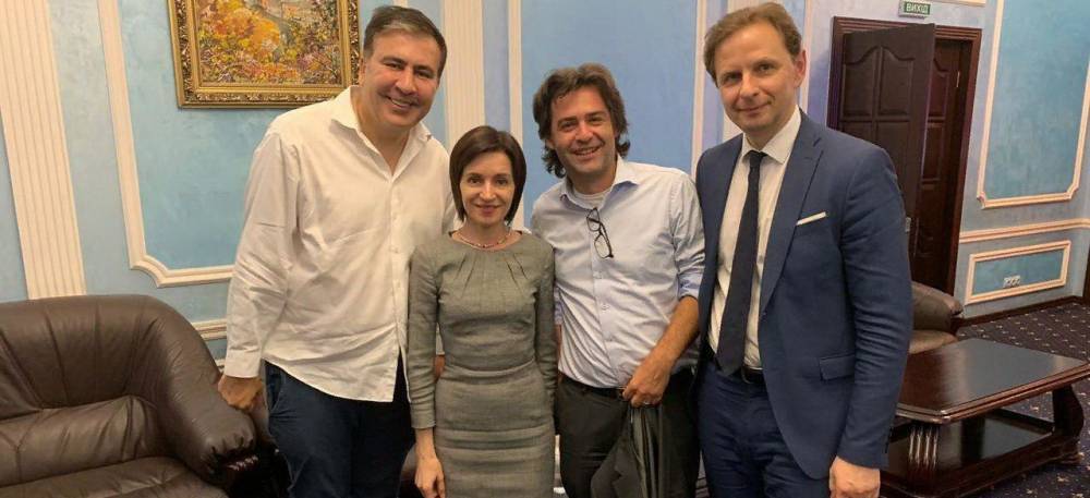 Санду встречалась в Киеве с Саакашвили, но не увезла