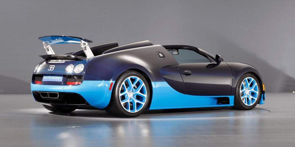 Минпромторг объяснил отсутствие в перечне самых дорогих авто Bugatti и Tesla