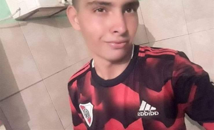 17-летний аргентинский голкипер отбил пенальти грудью и умер