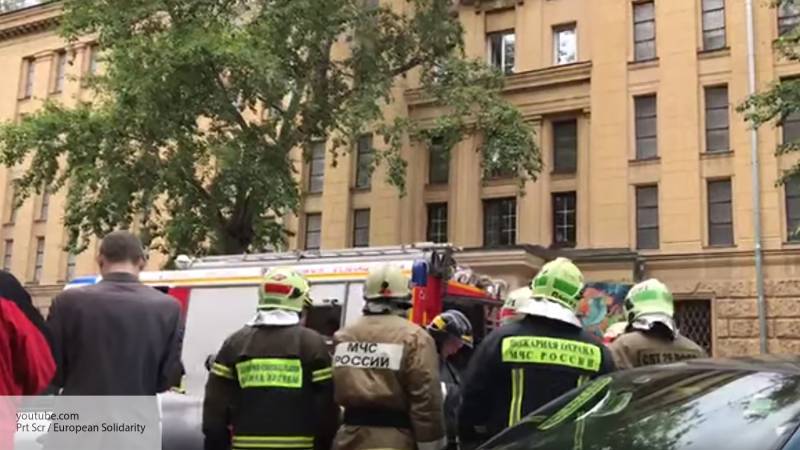 Пожар в госархиве Москвы потушен, документы не повреждены