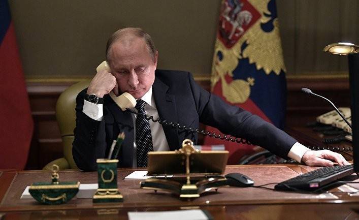 Главред: Путин действует коварно — играет, как кошка с мышкой
