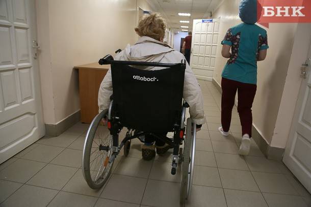 Пациентам Коми онкодиспансера «прописали» прогулки по улице перед процедурами