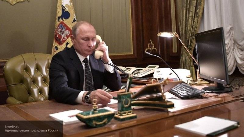 Путин в телефонной беседе с Зеленским обсудил урегулирование в Донбассе, рассказал Песков