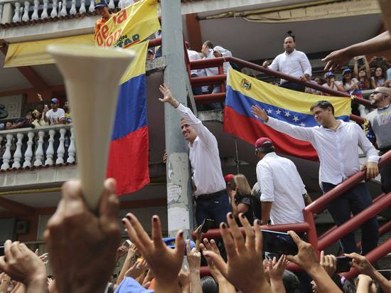 Мадуро и Гуайдо ищут компромисс: результата пока нет