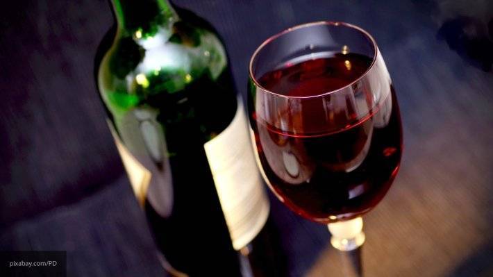 Кислота, содержащаяся в красном вине, поможет повысить качество переносимых устройств