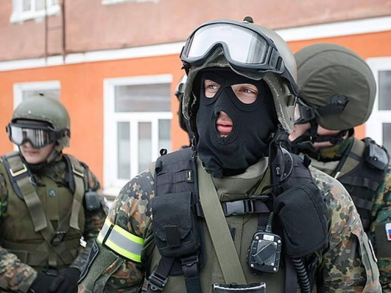 СМИ: восемь офицеров ФСБ сбежали после ареста коллег за разбой