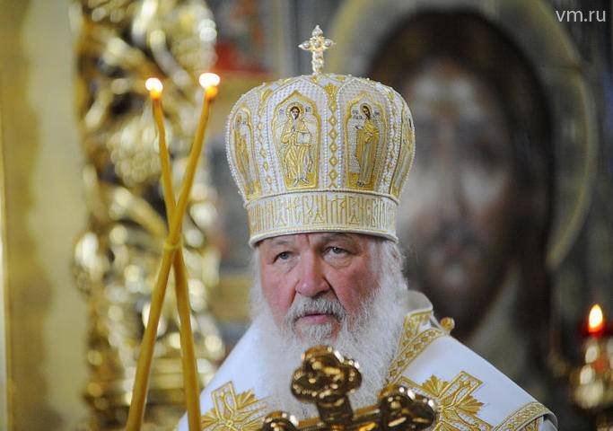 Патриарх заявил, что верующие должны охранять церковь от нападок