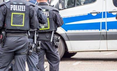 Во время депортации в Лейпциге полицию забросали камнями и пивными бутылками | RusVerlag.de