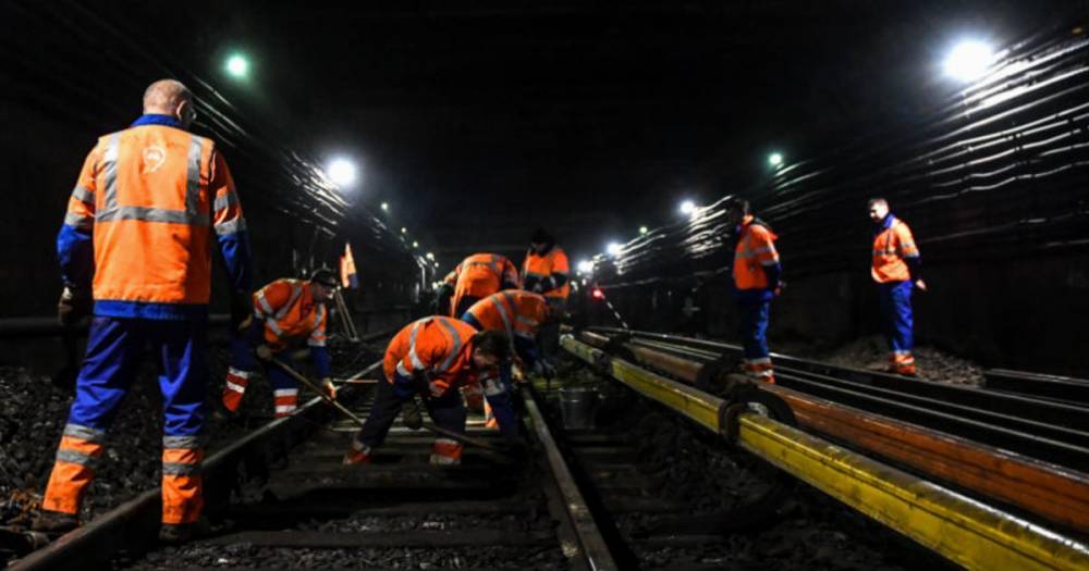 В московском метро закрыли девять станций