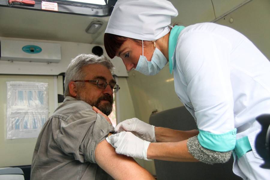 Более 41 тысячи человек привились от гепатита в Иркутской области