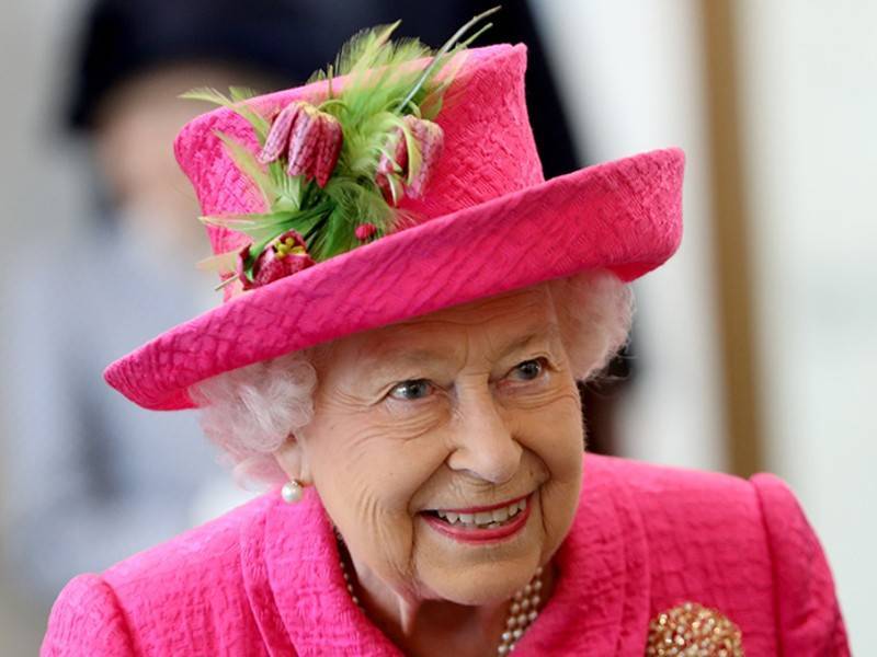 Елизавета II - Стало известно, с чего начинает свой день Елизавета II - news.ru - Великобритания