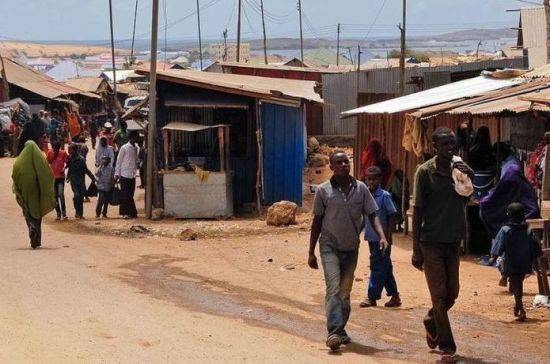 В результате теракта в отеле Сомали погибли не менее 10 человек
