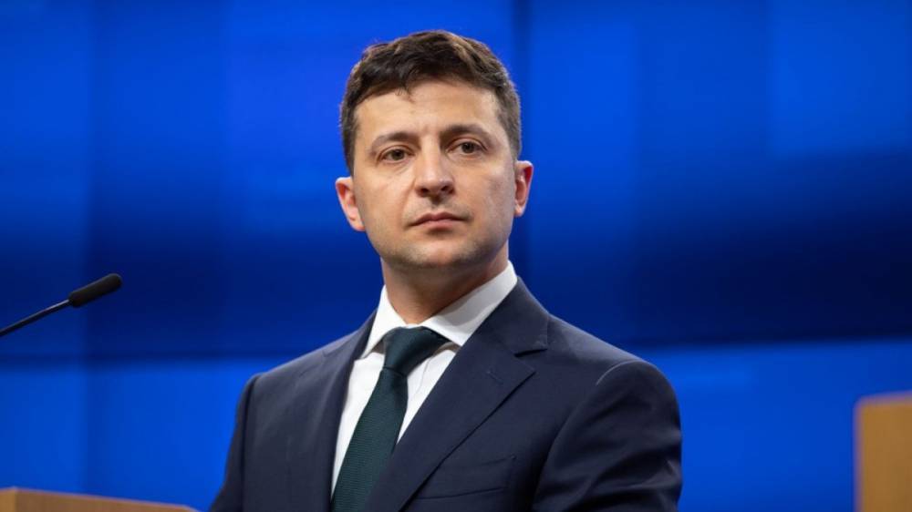 Зеленский ответил на петицию о сокращении числа депутатов Верховной рады