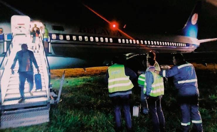 Самолет «Белавиа» при посадке в Киеве выкатился за пределы взлетно-посадочной полосы