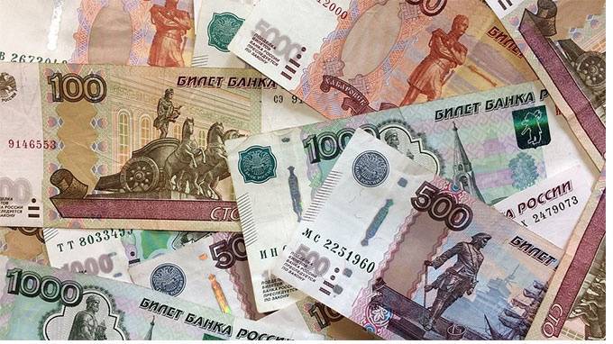 Россияне тратят на еду почти половину своего дохода