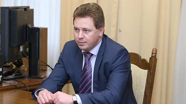 Критическая масса накипела: почему Путин уволил губернатора Севастополя Овсянникова. РЕН ТВ