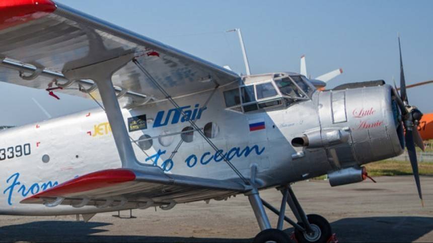 Самолет Utair из-за аварии экстренно сел под Тобольском