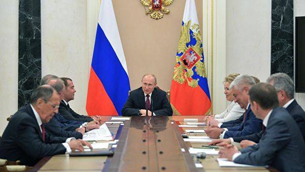 Путин и Совбез обсудили российско-украинские отношения