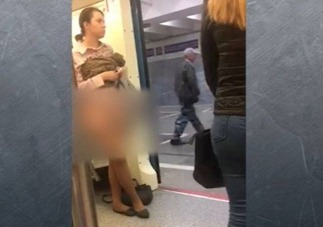 В Москве женщина разделась в метро, чтобы ей уступили место (видео)