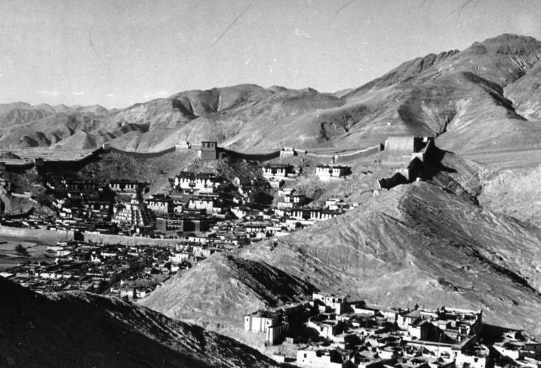 «Эсэсовцы в Гималаях»: что нацисты нашли на Тибете | Русская семерка