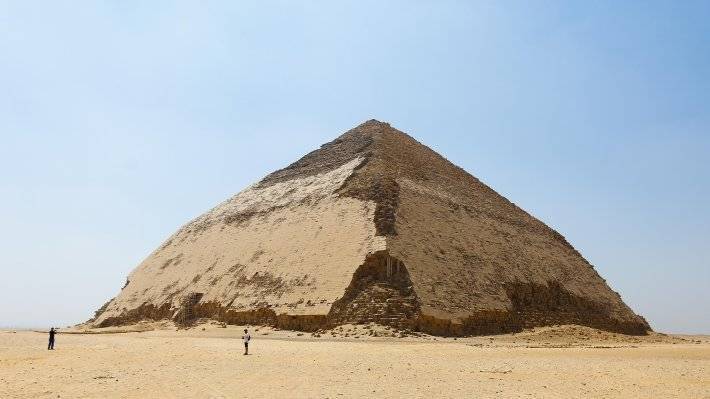 «Ломаную» пирамиду открыли в Египте для туристов