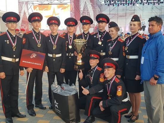 Главный приз игры «Победа» достался кадетам из Свято- Алексиевской пустыни