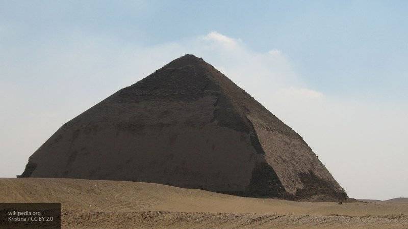 Древнейшая египетская пирамиду Снофру открыта после реставрации