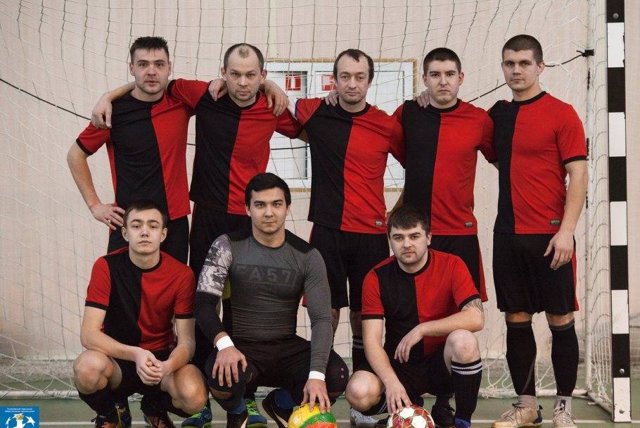 Тетюшские борцы и в футболе молодцы