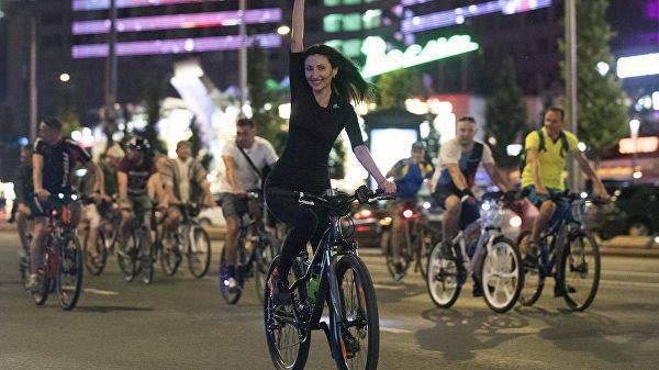 Ночной велофестиваль в Москве собрал более 15 тысяч участников — Информационное Агентство "365 дней"