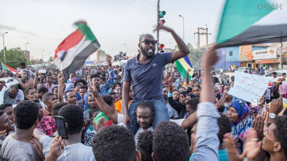 Переговоры между Переходным военным советом и оппозицией в Судане закончились ничем
