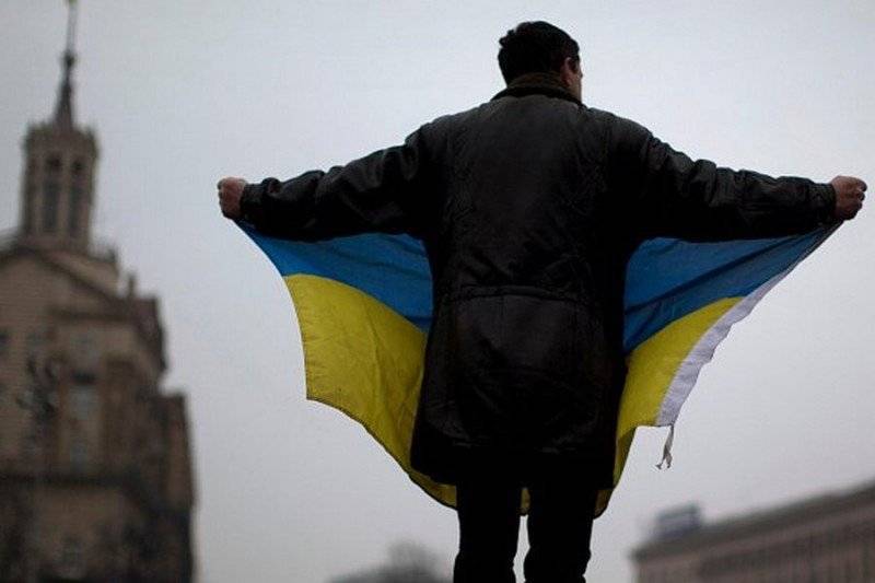 Резко снизилось число желающих стать гражданами Украины. РЕН ТВ