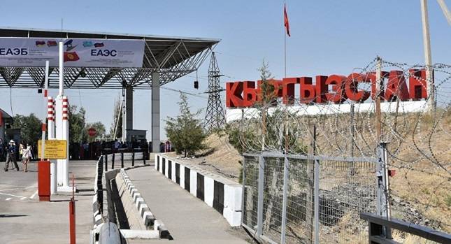 Конфликты на границе. Таджикистану и Кыргызстану предлагают обменяться жителями