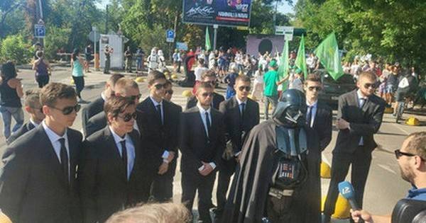 Дарт Вейдер остановил пробежку Зеленского в&nbsp;Одессе | PolitNews