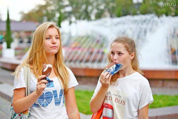 Стало известно, в каких городах России больше всего едят мороженое