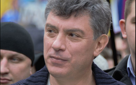 Незаконно митингующие сторонники независимых кандидатов скандировали имя предателя Немцова