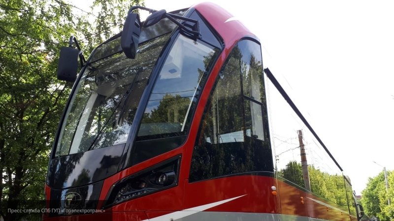 Новый "Витязь-М" поступил в трамвайный парк Петербурга по распоряжению Беглова