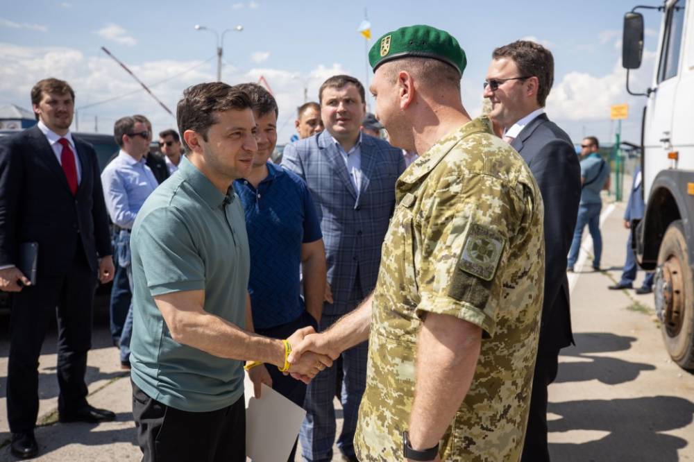Зеленский впервые после 2014 года посетил границу Украины с Крымом | Новороссия