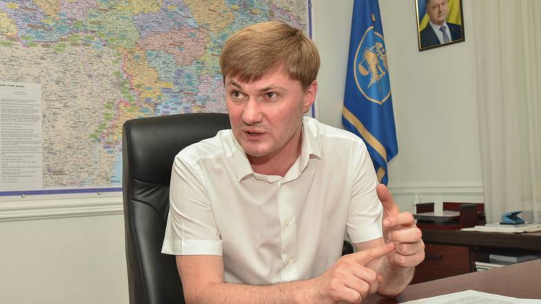 Глава фискальной службы Украины обиделся на Зеленского и все-таки подал в отставку