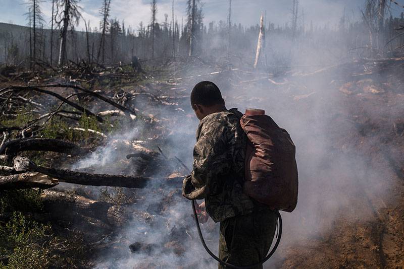 К Красноярску подбираются лесные пожары