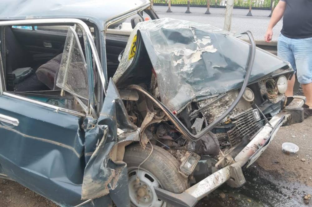 В Уфе 77-летний водитель ВАЗ-2106 погиб на месте ДТП после столкновения c Land Cruiser // ОБЩЕСТВО | новости башинформ.рф